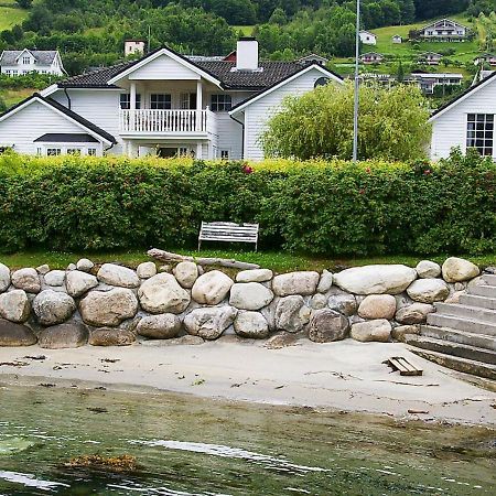 Two-Bedroom Holiday Home In Leikanger Leikanger  Bagian luar foto