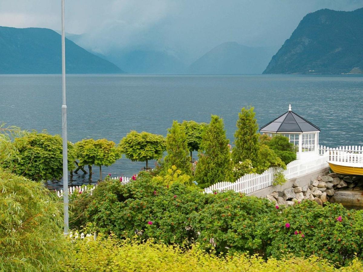 Two-Bedroom Holiday Home In Leikanger Leikanger  Bagian luar foto